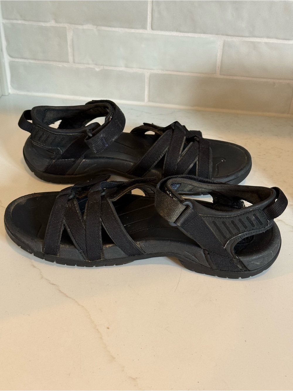 Teva Tirra 4266 Women’s Size 8 Black Sport Hiking Walking Sandals Shoc Pad